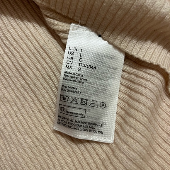 H&M Wool/Cashmere Sweater Size L - Picture 4 of 8